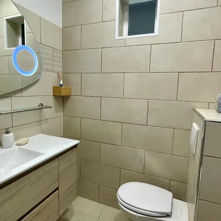 Meddays Noah Vila Miami Playa